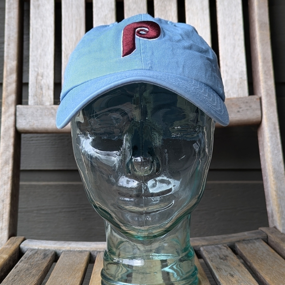 Cooperstown Collection Philadelphia Phillies Retro 1977 Fitted Cap Size Large